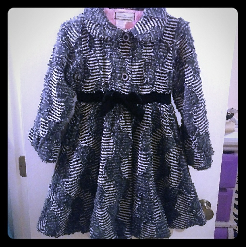 Girls faux fur coat with matching hat brand new